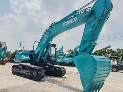 Máy xúc Kobelco có tốt không?