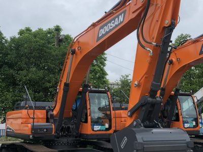 BÀN GIAO MÁY XÚC DOOSAN DX360LCA-7M